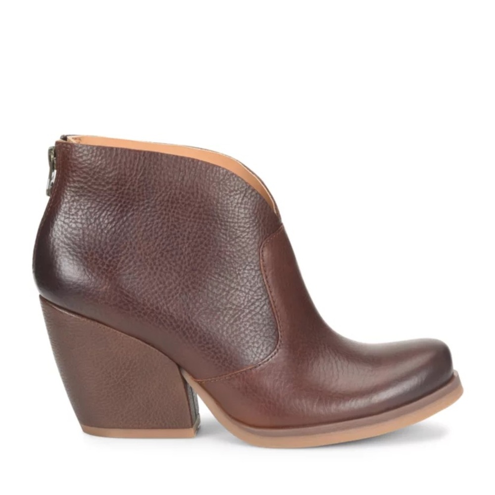Kork-Ease Gemini French Roast Brown Ankle Booties Yellowstone NIB 8.5